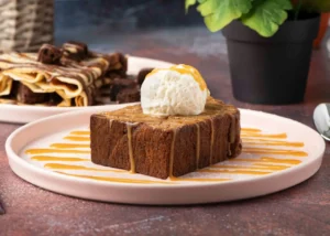 PUMPKIN CAKE WITH CREAM CHEESE